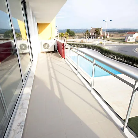 Portas Da Baia Apartment Sao Martinho do Porto